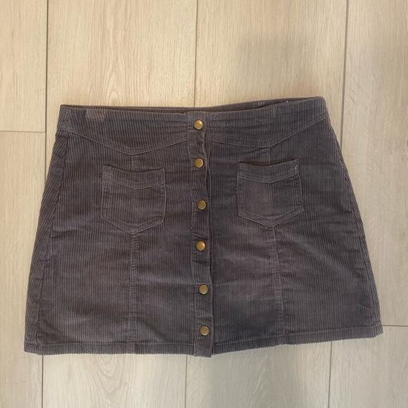 SHE + SKY | Slate Gray Corduroy Mini Skirt | Front Snaps | Size Large | EUC - Picture 2 of 5